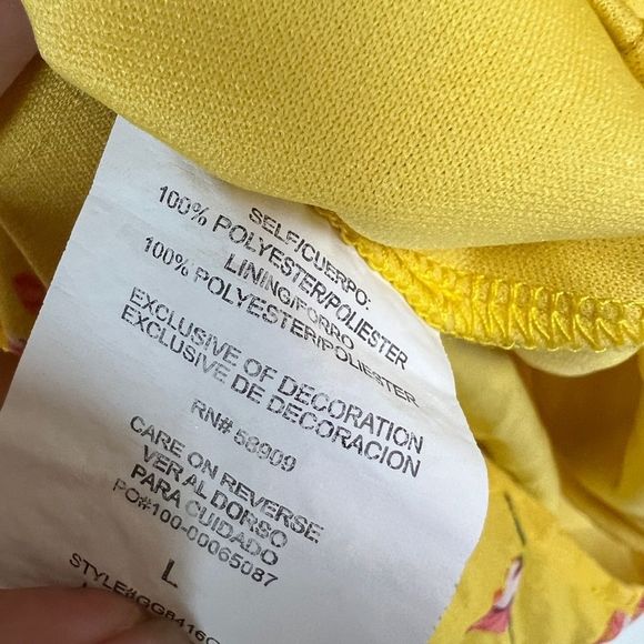 Gianni Bini Yellow Floral V-neck Tie Waist Romper With Bell Sleeves - Picture 5 of 8